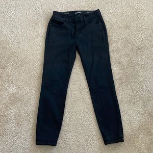 DL1961 Black Jeans. Size 29